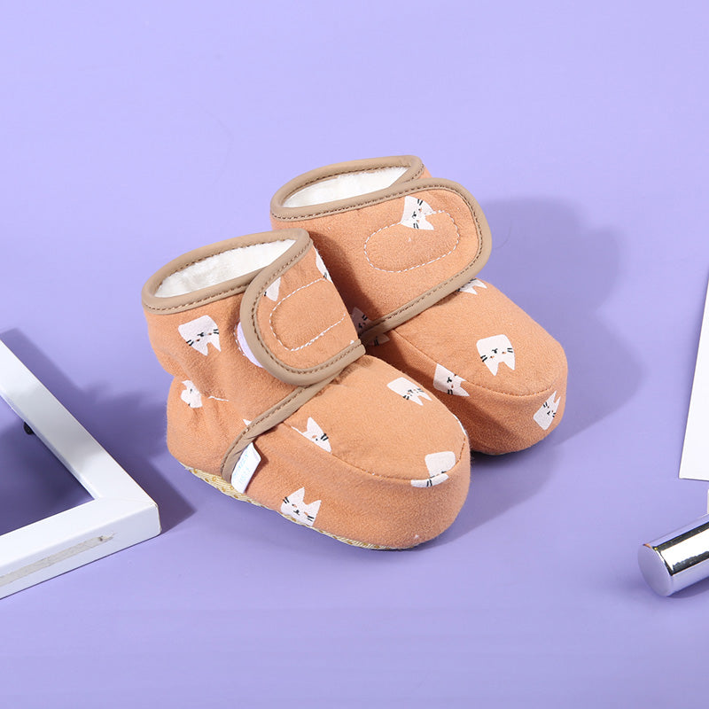 Newborn Baby Shoes: A Step Toward Style and Comfort